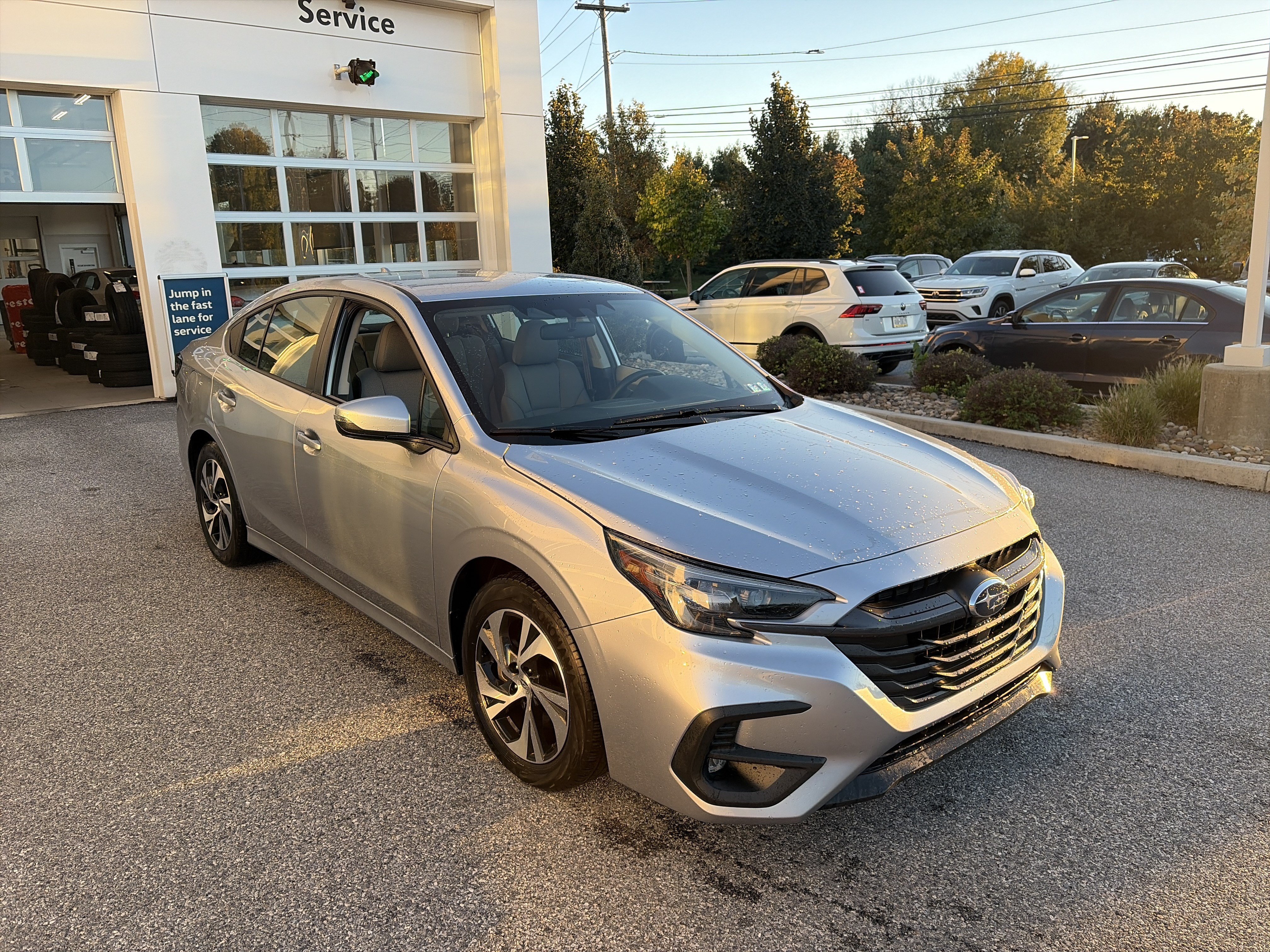 Used 2023 Subaru Legacy Premium AWD/4WD image 3