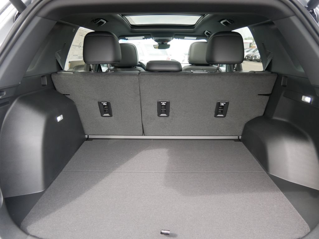 New 2027 Chevrolet Equinox LT w/ Convenience Package II AWD/4WD image 9