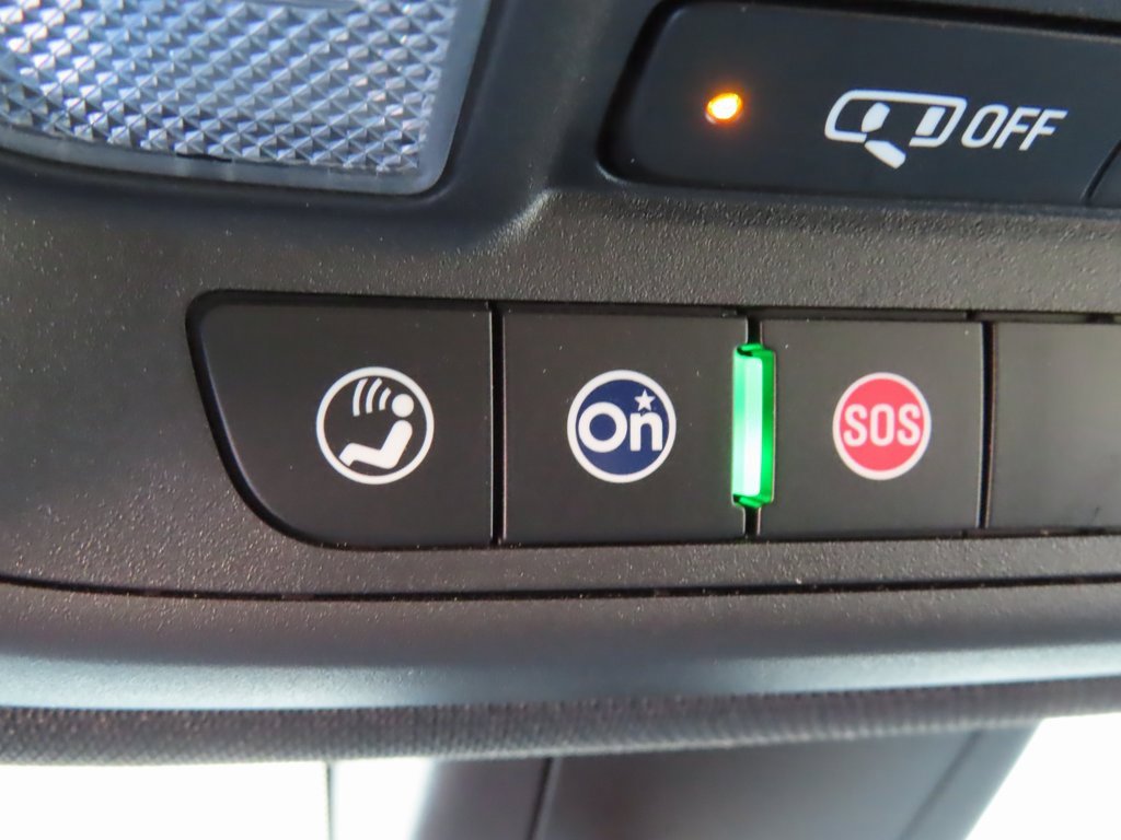 Certified 2022 Chevrolet Traverse LT w/ LPO, Floor Liner Package image 11