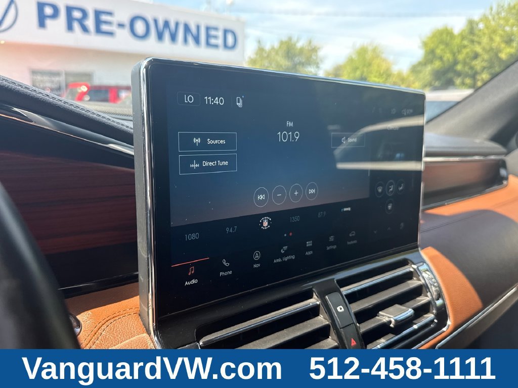 Used 2024 Lincoln Navigator L Reserve AWD/4WD image 19