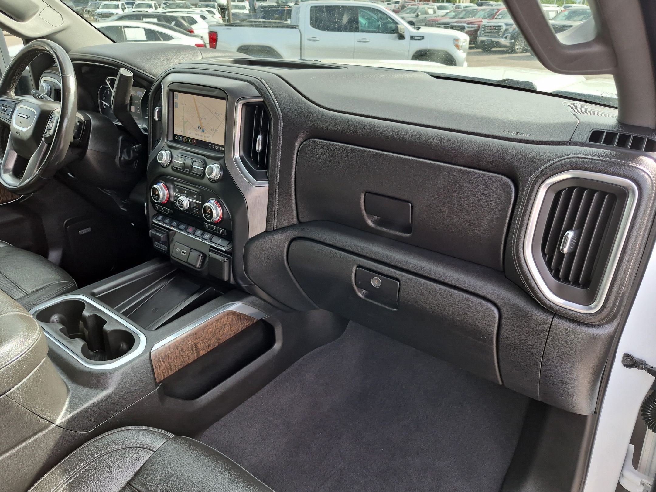 Certified 2020 GMC Sierra 3500 Denali w/ Denali Ultimate Package AWD/4WD image 33