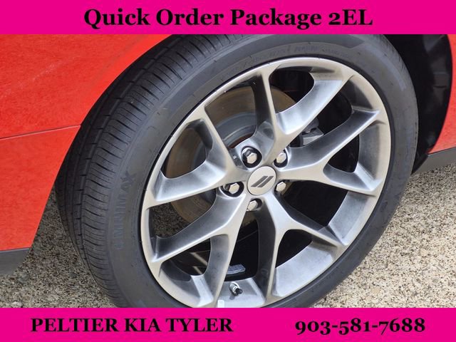 Used 2022 Dodge Challenger GT RWD image 9
