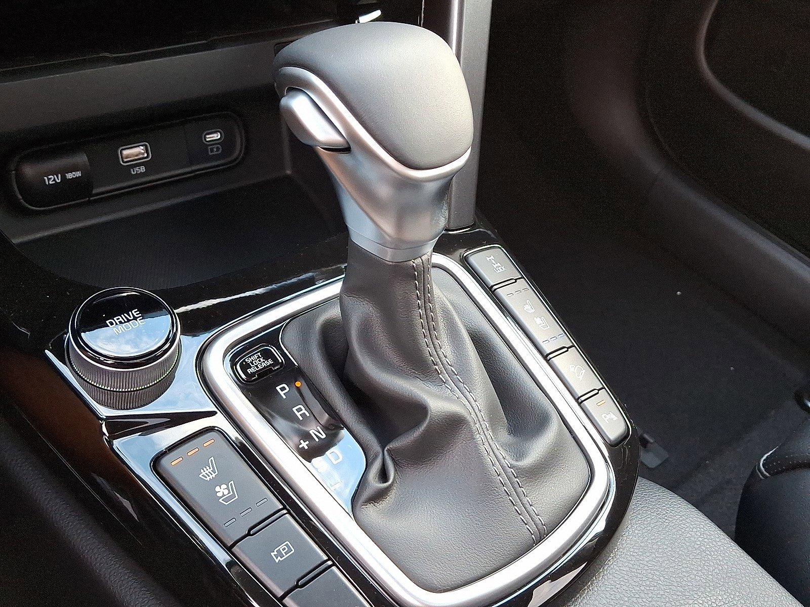 New 2026 Kia Seltos SX image 8