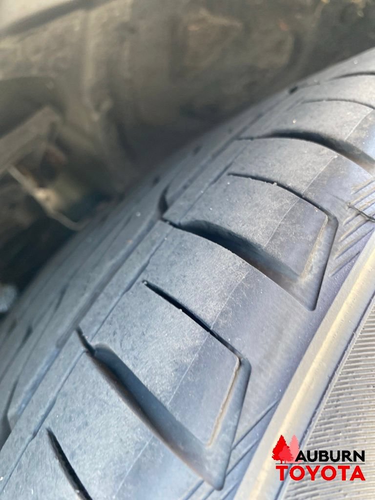 Used 2015 Chrysler 300 S RWD image 10