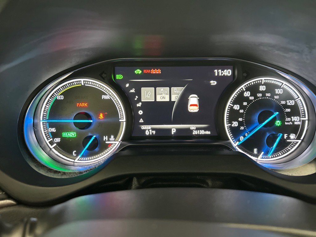 Used 2022 Toyota Venza XLE image 26