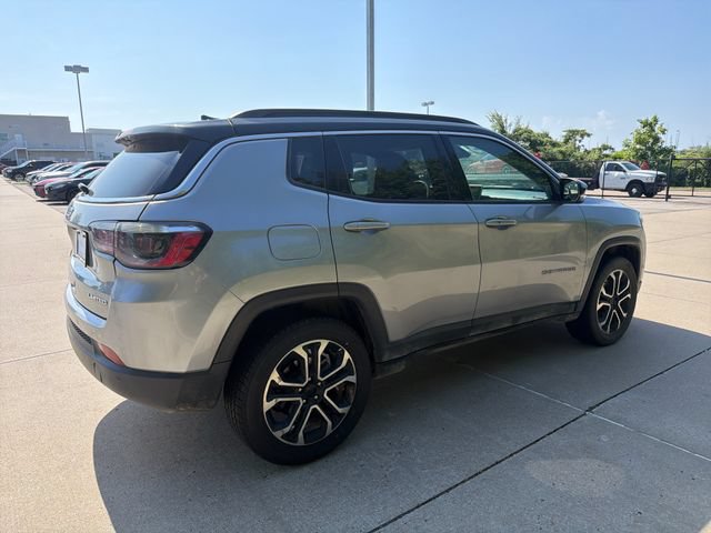 Used 2024 Jeep Compass Limited AWD/4WD image 5