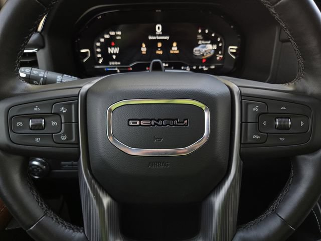 Used 2024 GMC Yukon XL Denali Ultimate AWD/4WD image 31