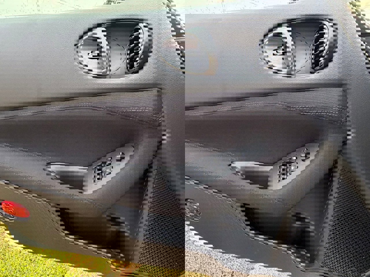 New 2026 Nissan Z Sport w/ Floor Mat Package image 17