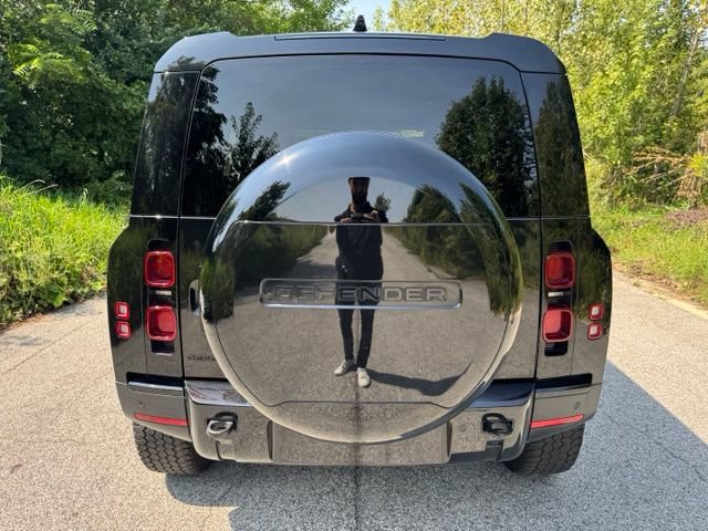 Certified 2024 Land Rover Defender 110 S AWD/4WD image 6