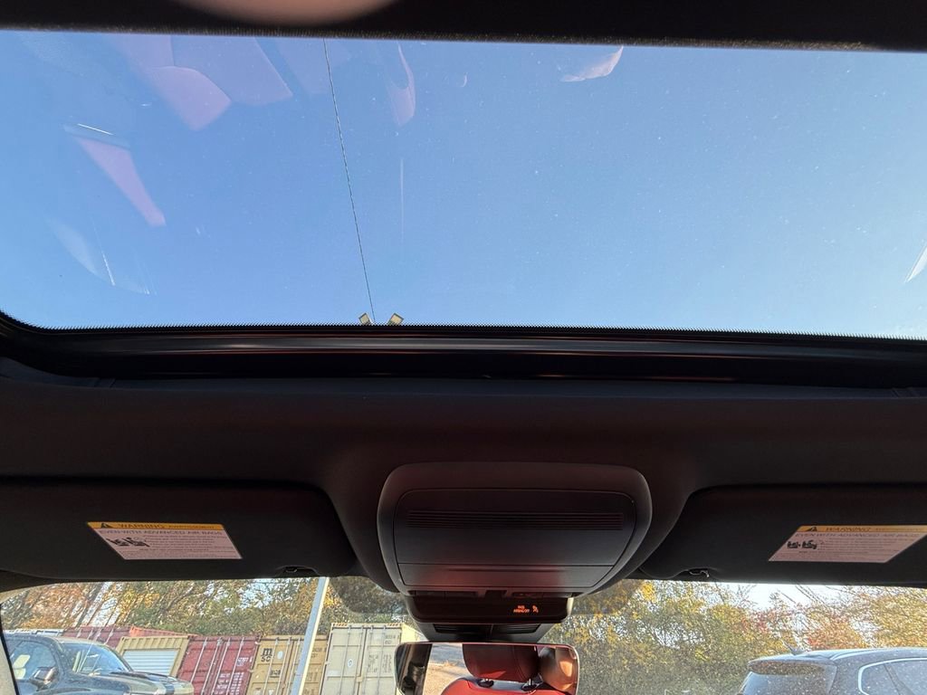 New 2025 MAZDA CX-70 Plug-In Hybrid w/ Premium Plus image 21