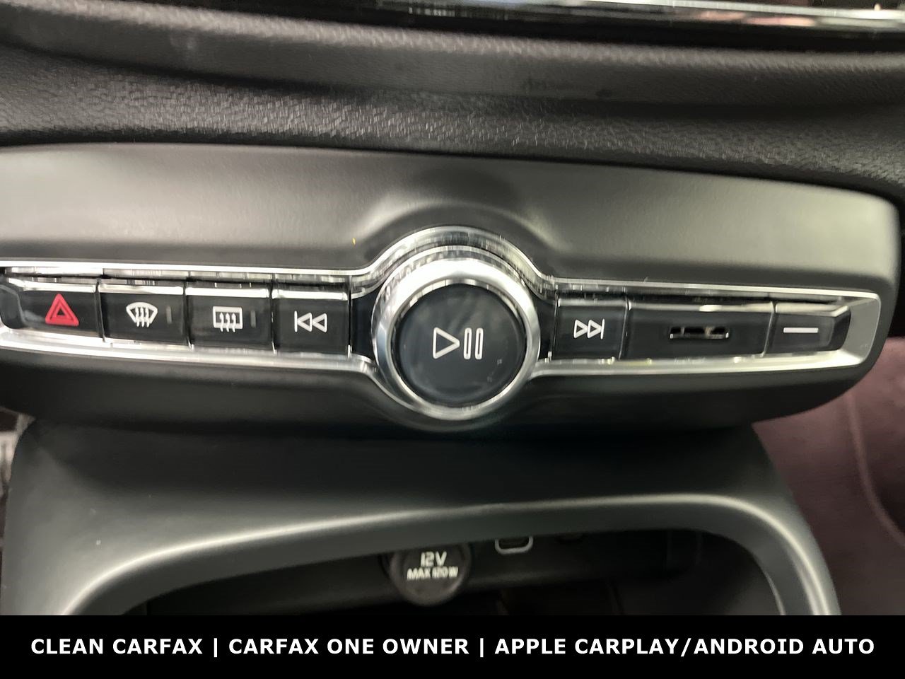 Used 2023 Volvo XC40 Recharge Plus AWD/4WD image 19