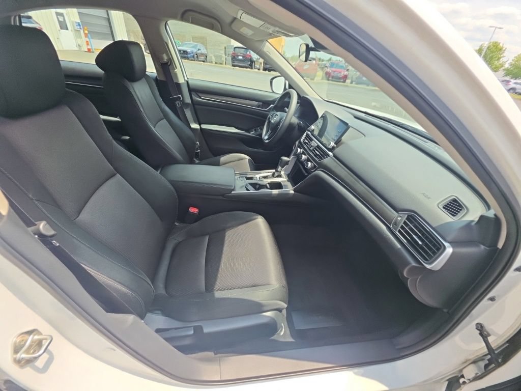Used 2019 Honda Accord LX image 28