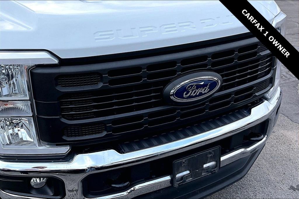 Used 2023 Ford F350 XL w/ Snow Plow Prep Package image 31