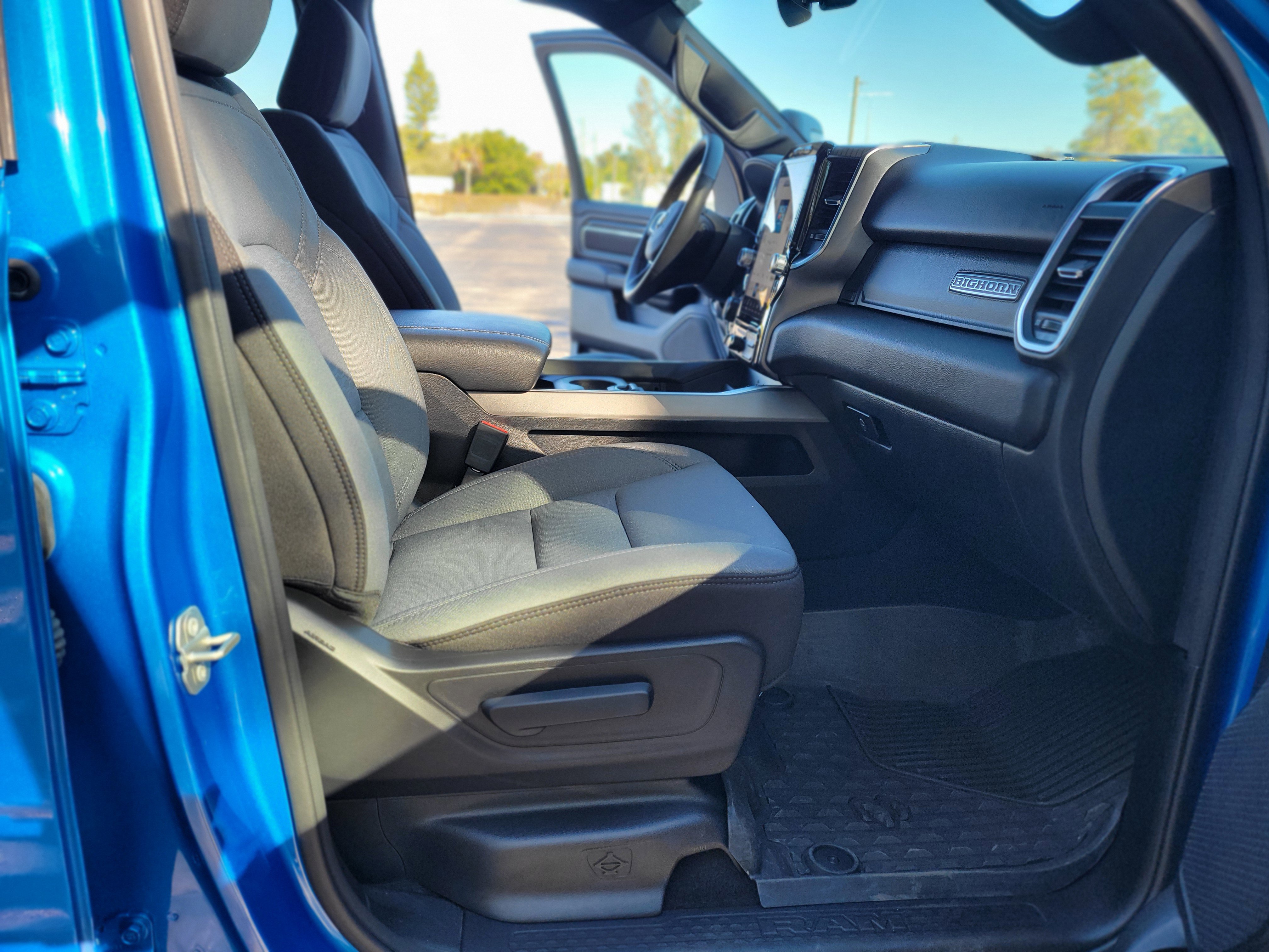 Used 2025 RAM 1500 Big Horn image 33