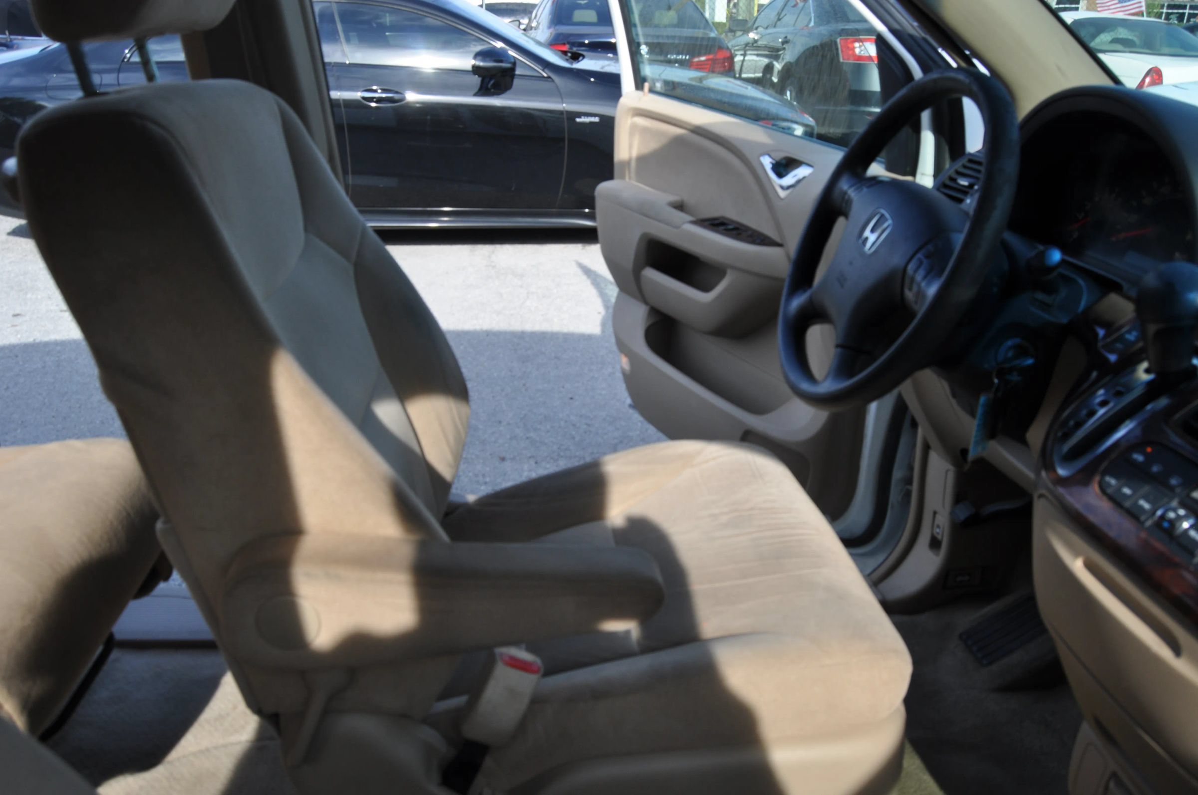 Used 2005 Honda Odyssey EX image 31