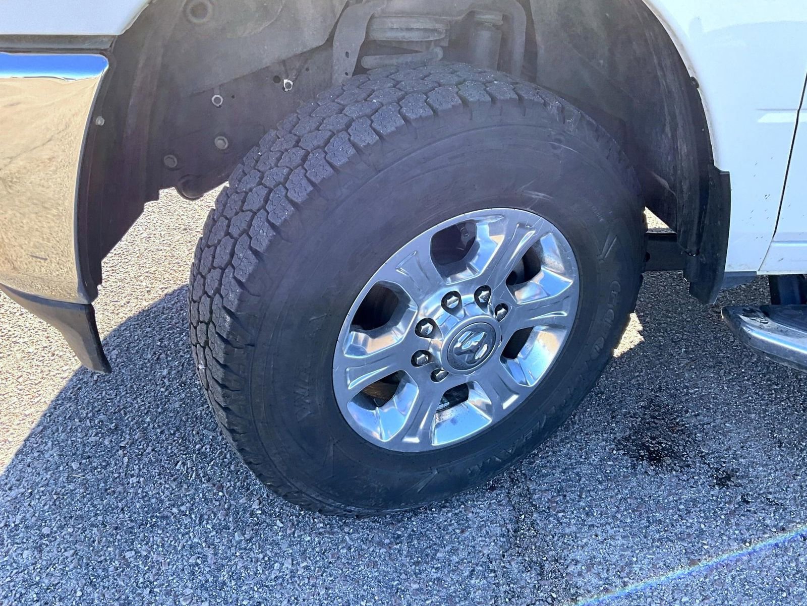 Used 2024 RAM 3500 Big Horn AWD/4WD image 23