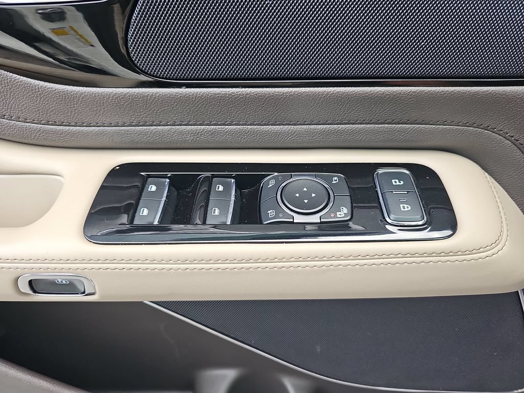 Used 2022 Lincoln Aviator Reserve w/ Equipment Group 201A RWD image 27