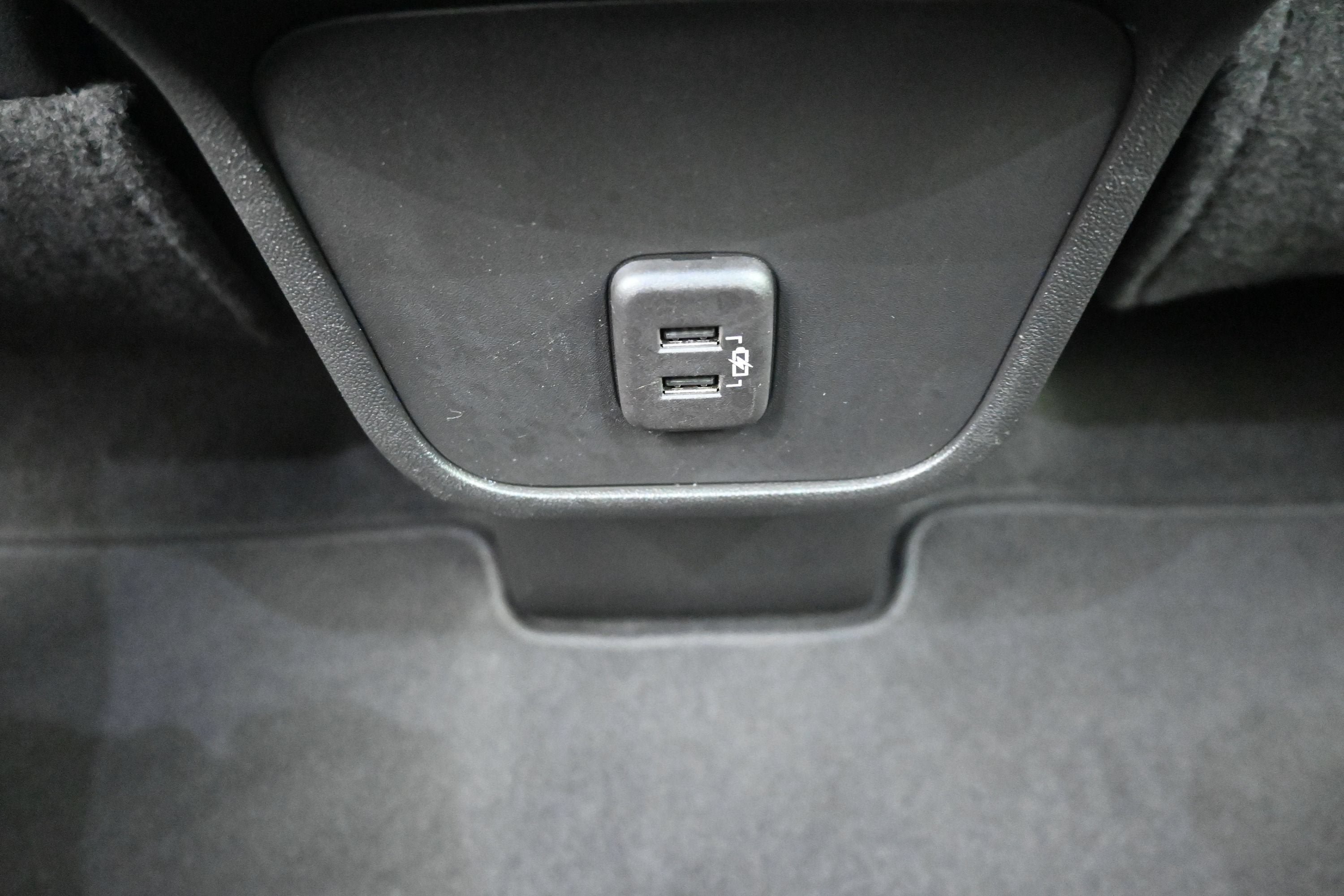 Certified 2023 Chevrolet Equinox RS FWD image 23