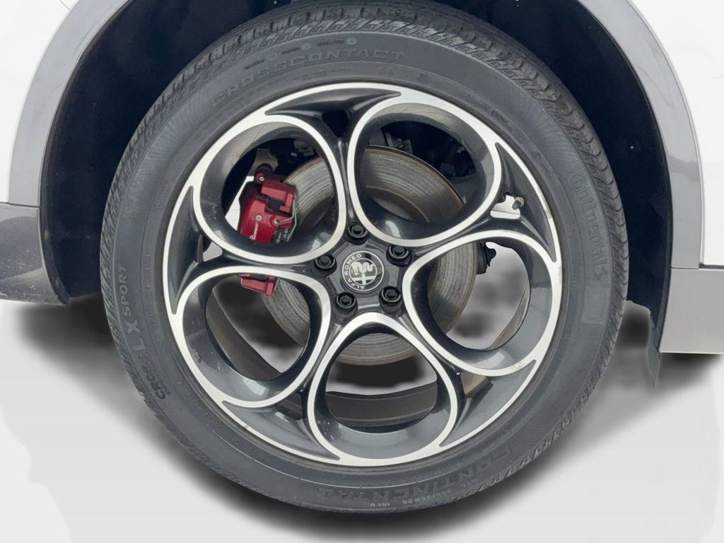 Used 2022 Alfa Romeo Stelvio Ti AWD/4WD image 44