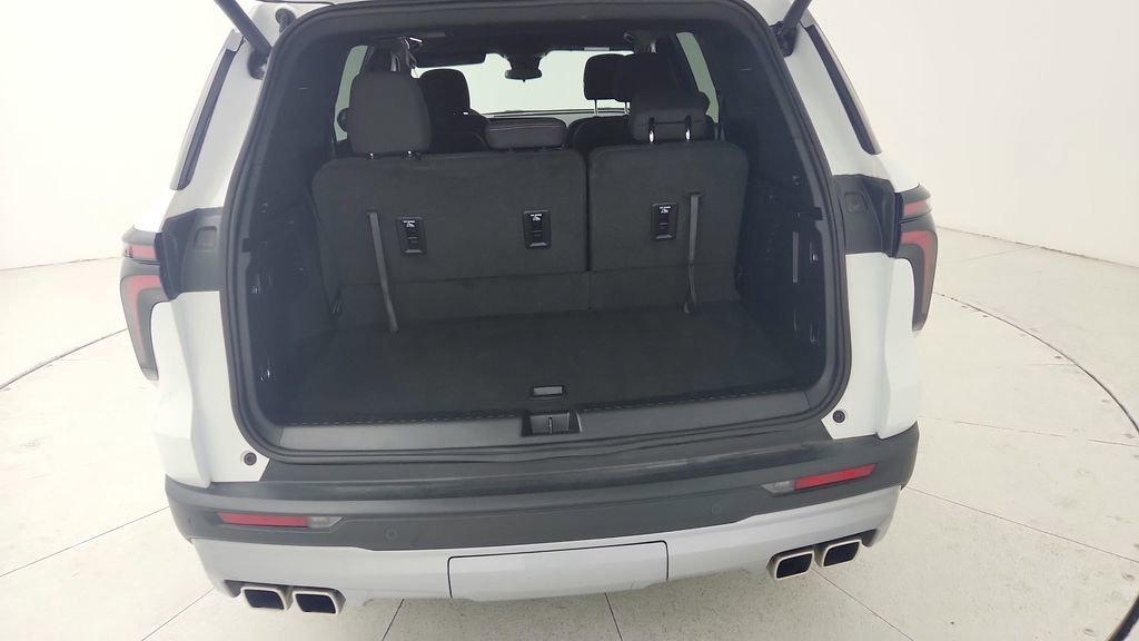 Used 2024 Chevrolet Traverse LT w/ Trailering Package image 36