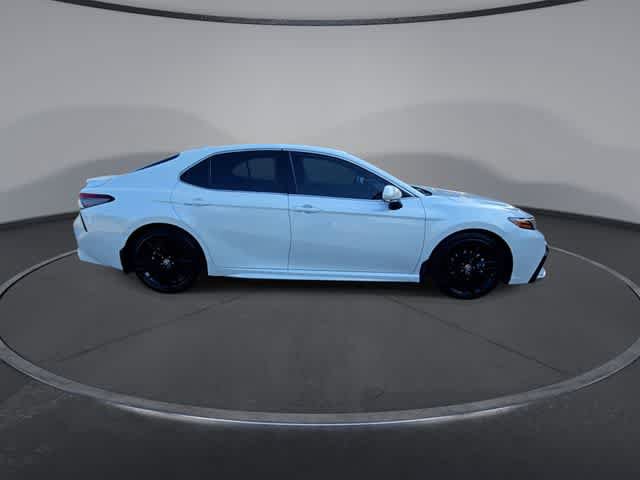 Used 2022 Toyota Camry XSE w/ Cold Weather Package FWD image 9