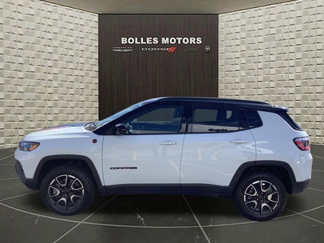 New 2026 Jeep Compass Trailhawk w/ Sun, Sound & Navigation Group image 5