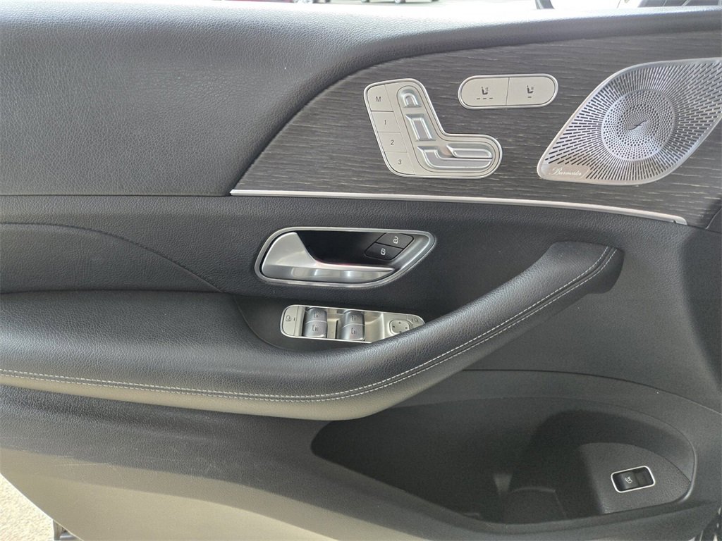 Used 2021 Mercedes-Benz GLE 350 4MATIC w/ Premium Package image 34