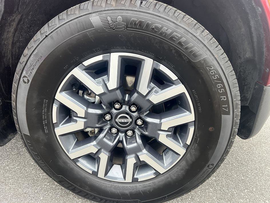 Certified 2024 Nissan Frontier SL w/ Technology Package image 12