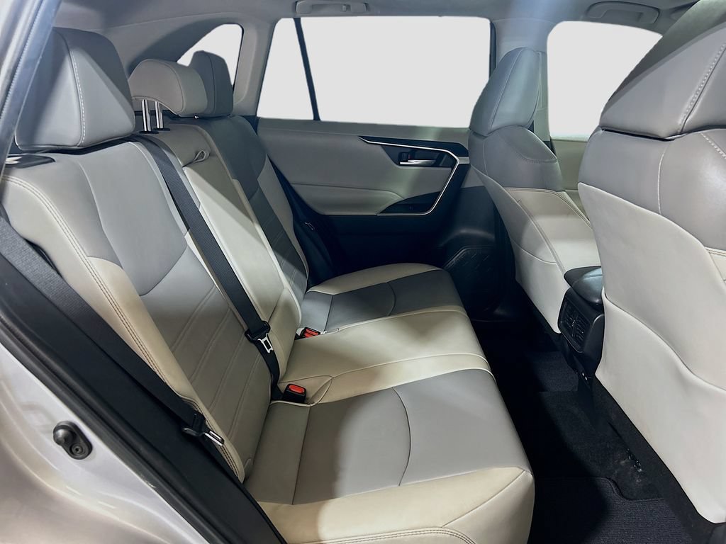 Used 2022 Toyota RAV4 XLE Premium FWD image 24