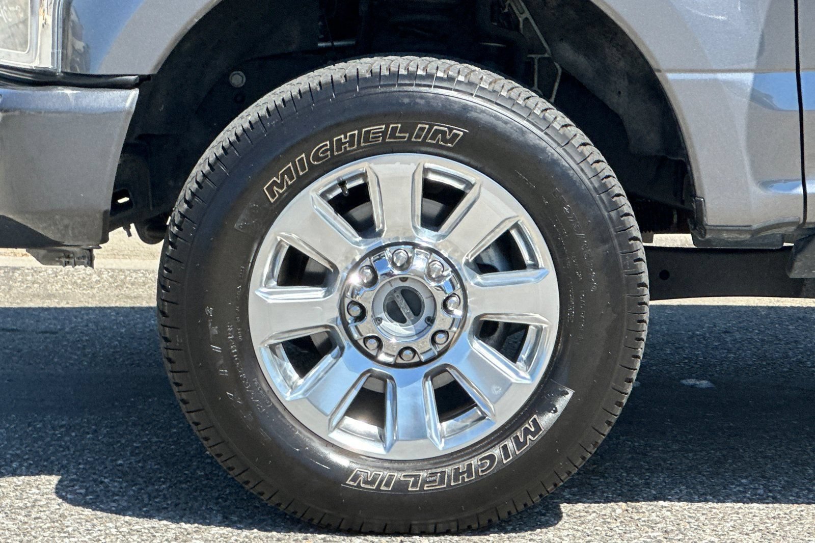 Used 2022 Ford F350 Platinum AWD/4WD image 25