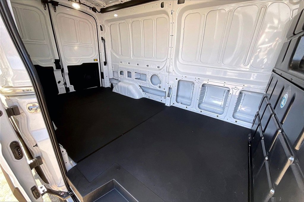 Used 2024 Ford Transit 150 148 Medium Roof image 21