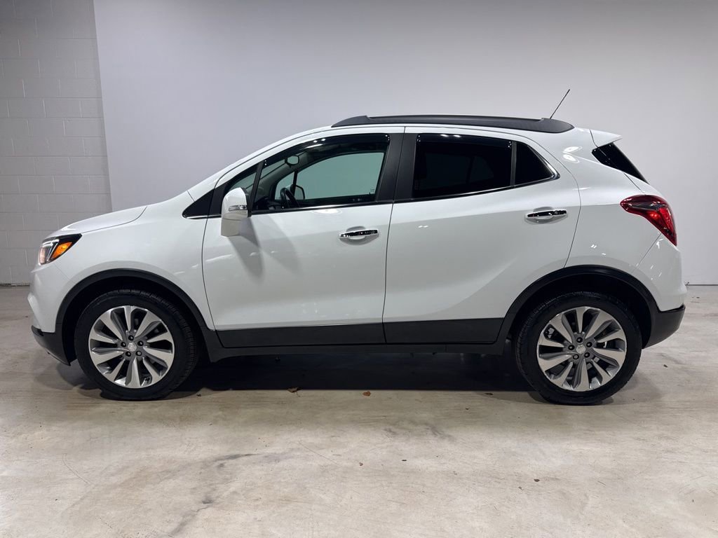 Used 2018 Buick Encore Preferred image 4