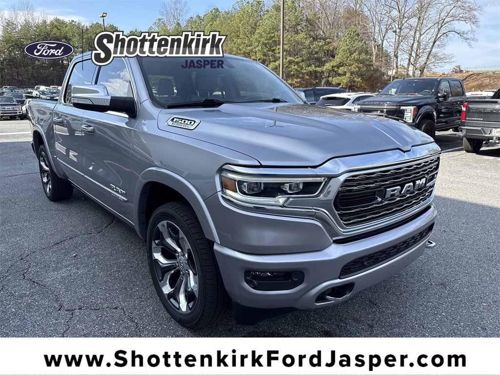 Used 2022 RAM 1500 Limited image 1