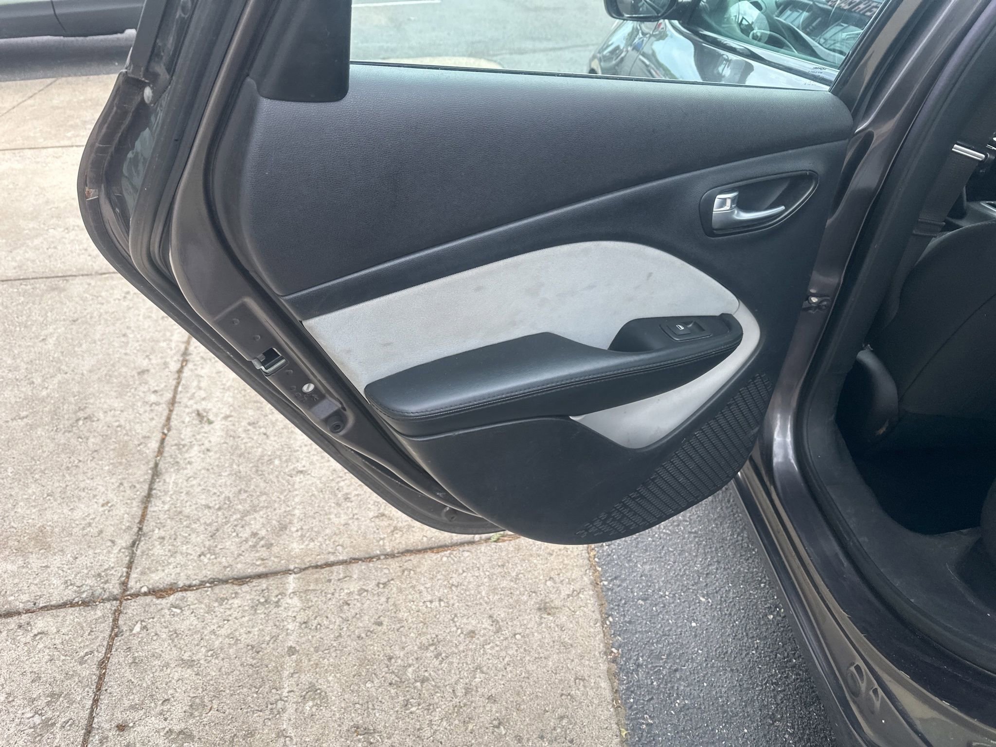 Used 2015 Dodge Dart SXT FWD image 14