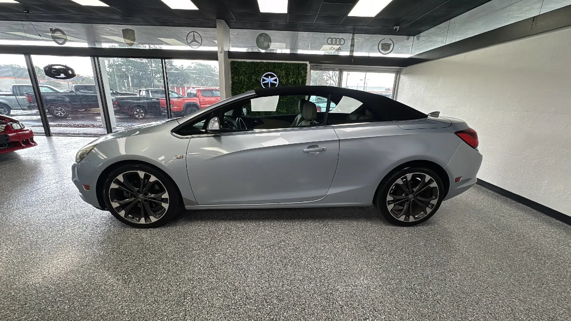 Used 2016 Buick Cascada Premium FWD image 2
