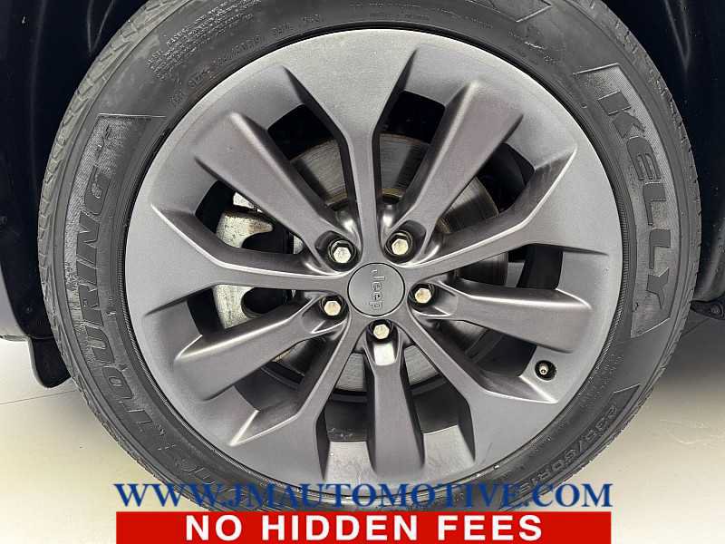 Used 2021 Jeep Cherokee Latitude Lux 80th Anniv w/ Quick Order Package 26U 80TH FWD image 9