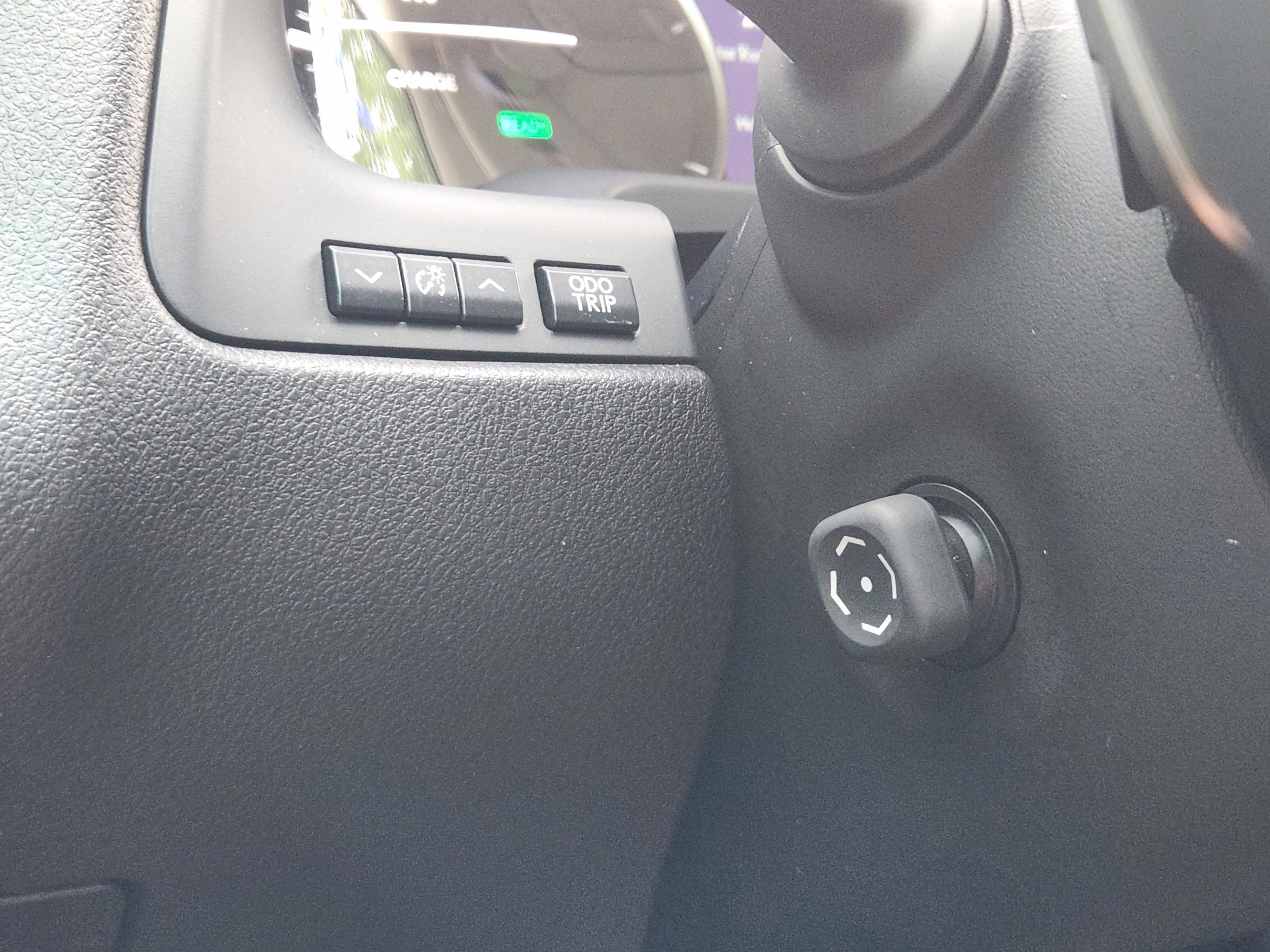 Certified 2022 Lexus RX 450h AWD w/ Premium Package image 18