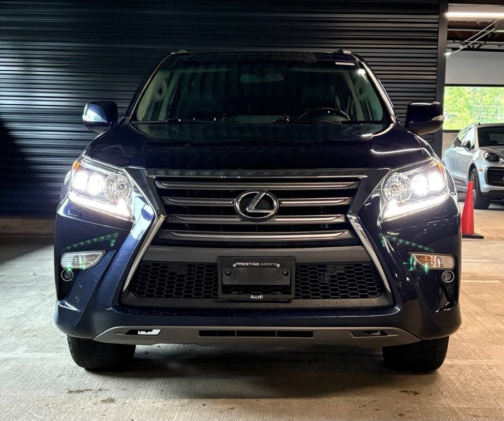 Used 2017 Lexus GX 460 Premium w/ Premium Package AWD/4WD image 6