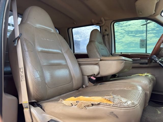 Used 2001 Ford F350 Lariat RWD image 16