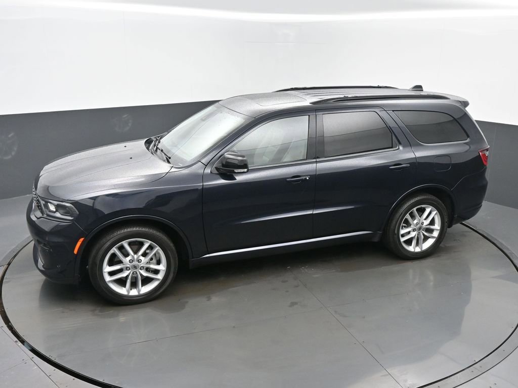 Used 2024 Dodge Durango GT image 40