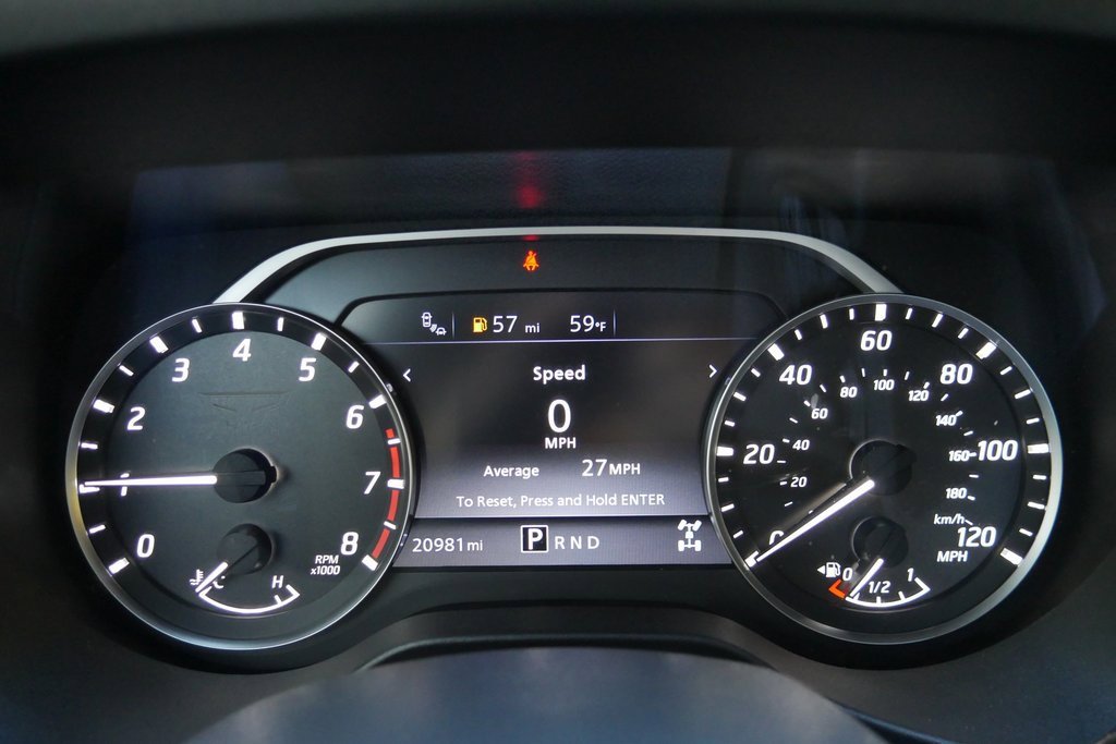 Used 2023 Nissan Titan SV w/ SV Convenience Package image 15