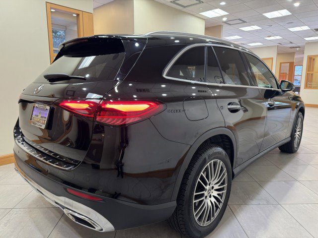 Certified 2025 Mercedes-Benz GLC 300 image 5