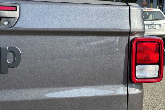 New 2025 Jeep Gladiator Sport AWD/4WD image 29