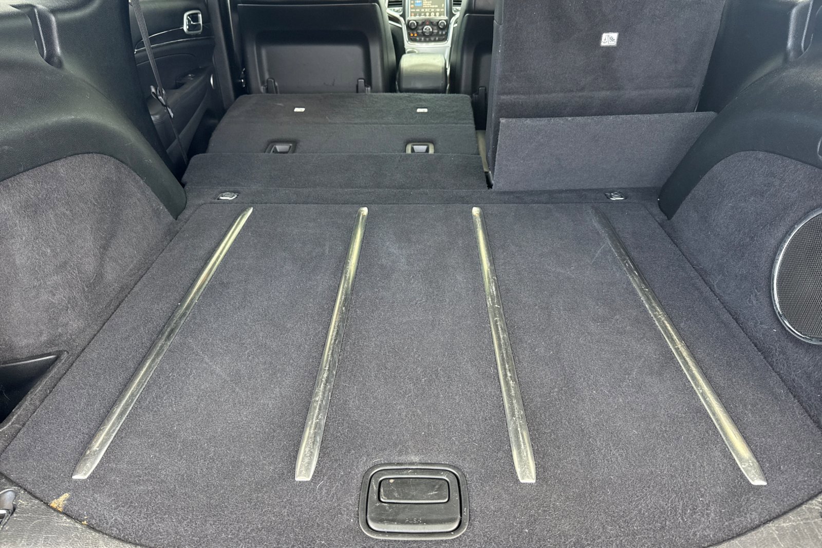 Used 2016 Jeep Grand Cherokee High Altitude RWD image 19