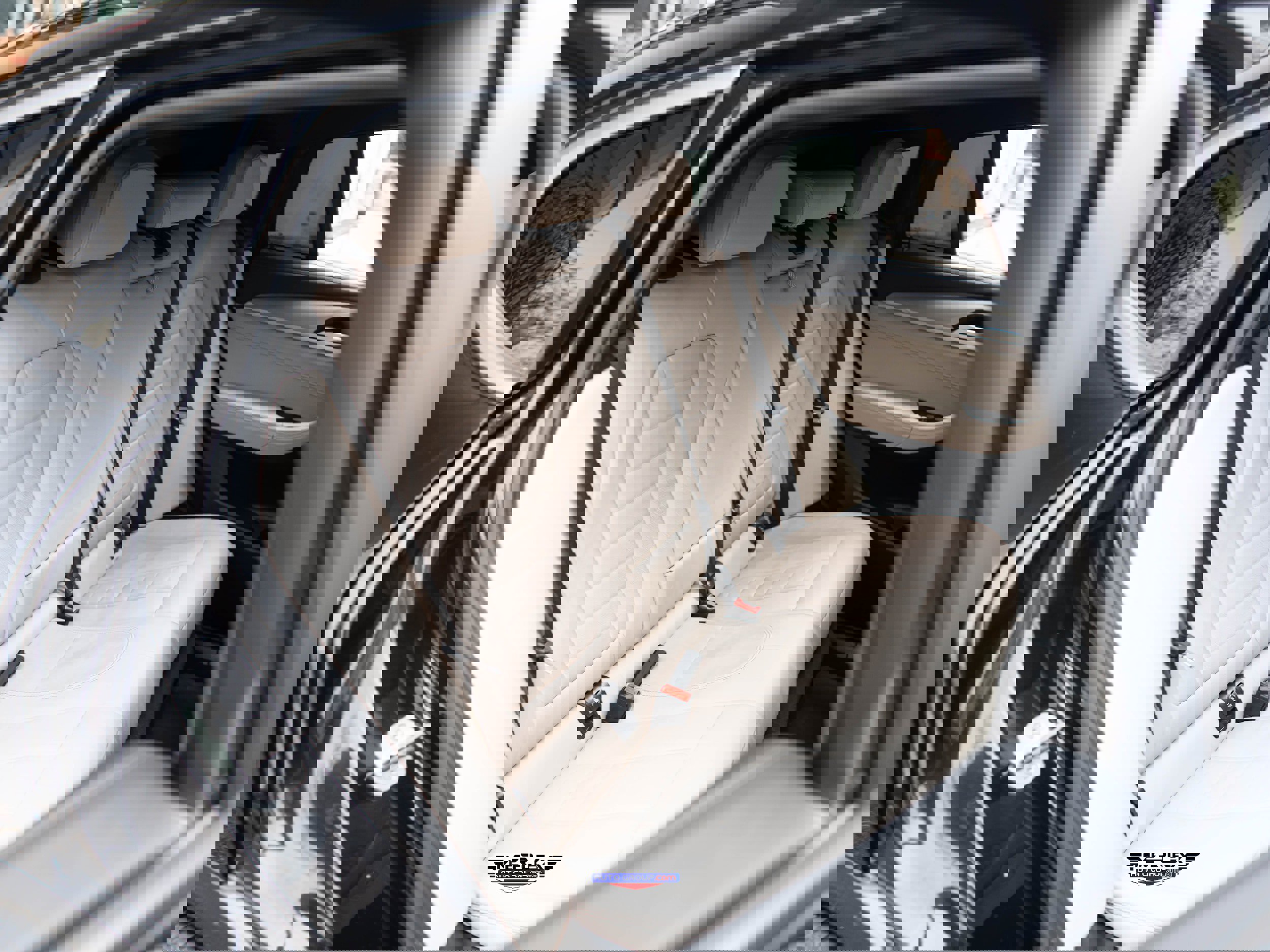 Used 2022 BMW X4 M40i w/ Premium Package image 18