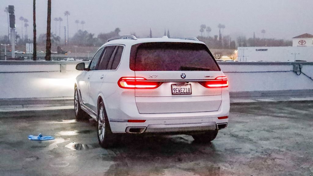 Used 2023 BMW X7 xDrive40i image 7