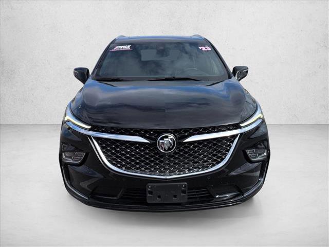 Used 2023 Buick Enclave Avenir w/ Avenir Technology Package image 2