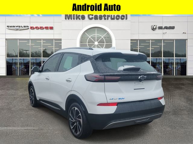 Used 2023 Chevrolet Bolt EUV Premier w/ Sun & Sound Package image 6