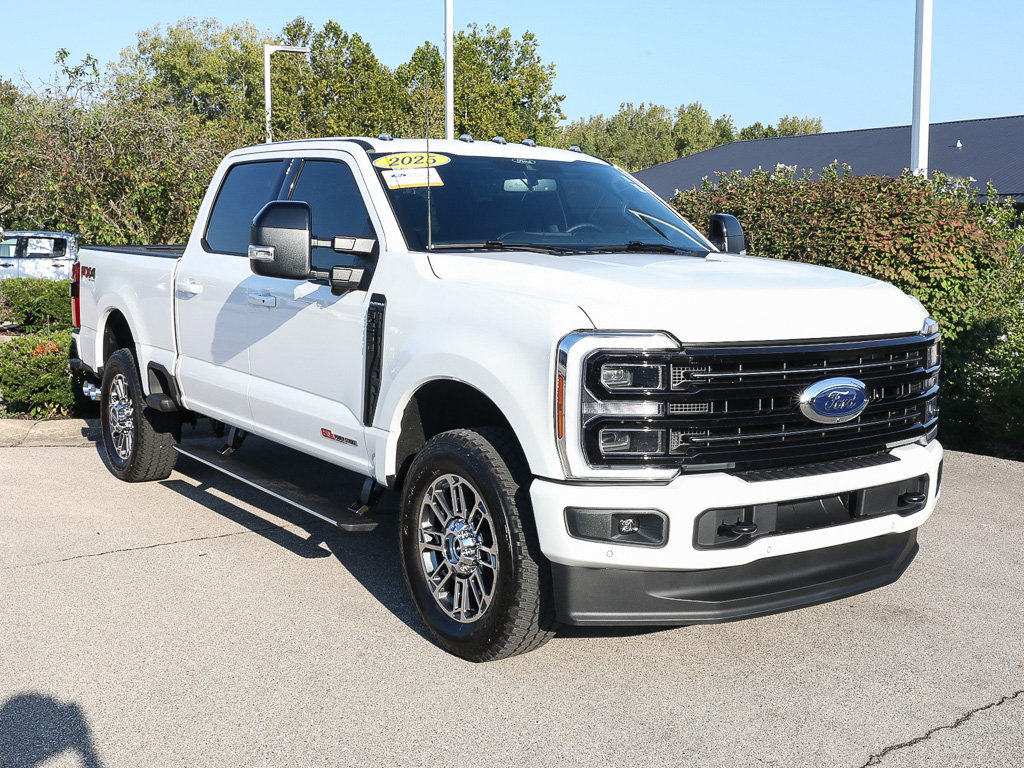Certified 2025 Ford F250 Platinum AWD/4WD image 9