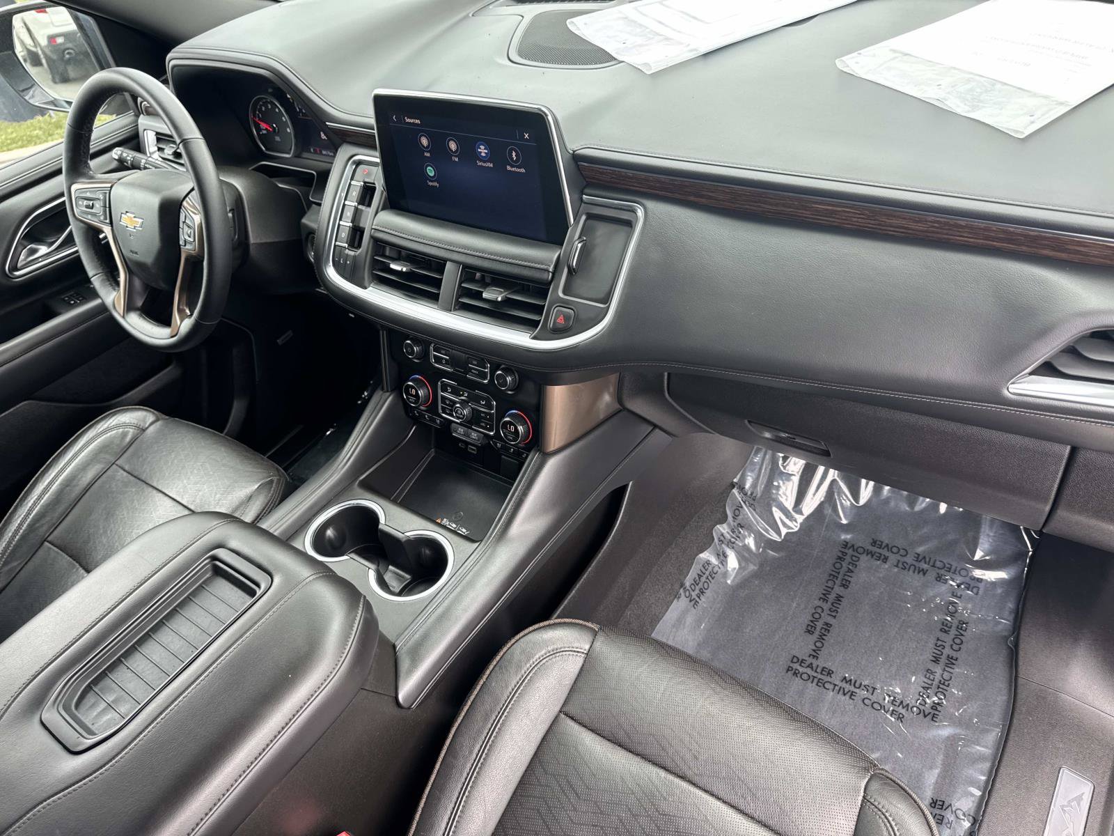 Used 2021 Chevrolet Suburban High Country RWD image 31